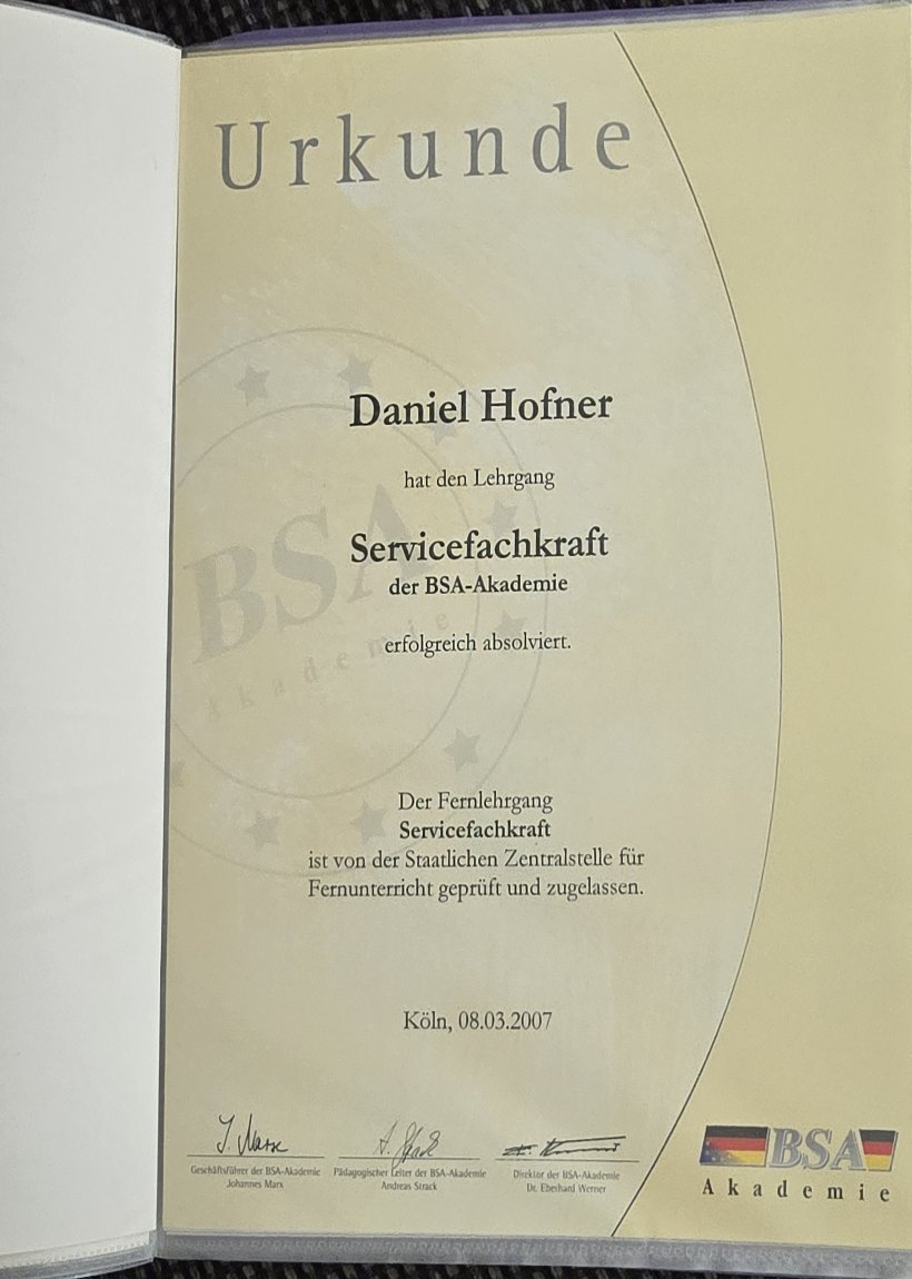 Service specialist